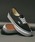 VANS�i�o���Y�j�́uPREMIUM AUTHENTIC 44�@VN000D5KMCG�i�X�j�[�J�[�j�v�b�u���b�N