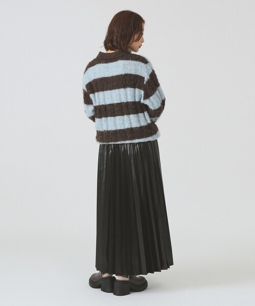 Ray BEAMS（レイビームス）の「メタリックプリーツスカート（スカート・レディース・ブラック/シルバー・1/0）」の9枚目の写真