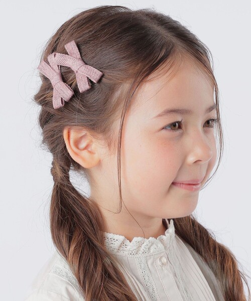 SHIPS（シップス）の「SHIPS KIDS:ツイル リボン ヘアピン セット（ヘアピン・キッズ・ピンク系その他/ダークグレー/ブルー系その他・ONE SIZE）」の4枚目の写真