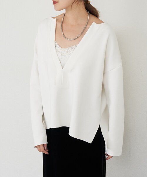 SHENERY（シーナリー）の「【インフルエンサー＠tsuru00コラボ】スキッパーポンチプルオーバー（スウェット・レディース・ホワイト/ブラック/グレー/グレー系その他・FREE）」の9枚目の写真