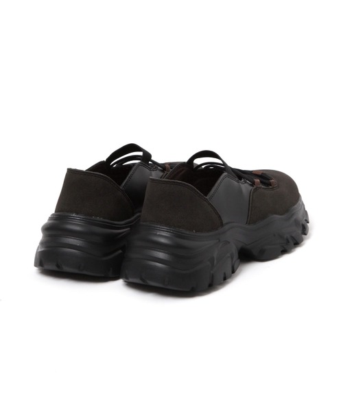 studio CLIP(スタディオクリップ)の「【軽らく】クロスコードスニーカー(スニーカー・レディース・オフホワイト/ブラック・LARGE/MEDIUM)」の6枚目の写真