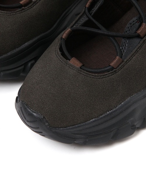 studio CLIP(スタディオクリップ)の「【軽らく】クロスコードスニーカー(スニーカー・レディース・オフホワイト/ブラック・LARGE/MEDIUM)」の8枚目の写真