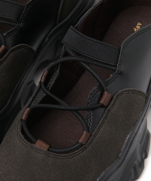 studio CLIP(スタディオクリップ)の「【軽らく】クロスコードスニーカー(スニーカー・レディース・オフホワイト/ブラック・LARGE/MEDIUM)」の9枚目の写真