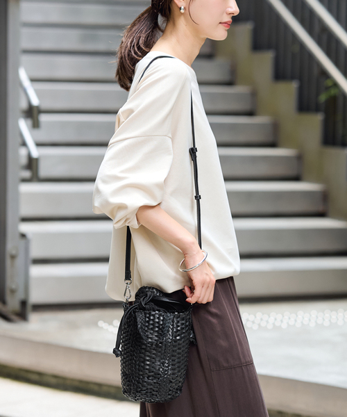 FRAMeWORK（フレームワーク）の「THE BAGMATI/ ザバグマティ 別注SHOULDER付きleather編みバッグ（ハンドバッグ・レディース・ブラウン/ブラック・FREE）」の3枚目の写真