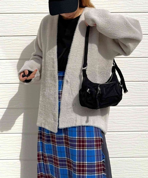 Casselini(キャセリーニ)の「DOWNYショルダー(ショルダーバッグ・レディース・ブラウン/ブラック・ONE SIZE)」の17枚目の写真