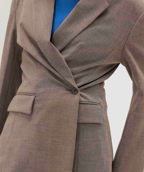 DRESSLAVE(ドレスレイブ)の「playful asymmetric blazer(変形アシンメトリージャケット)(テーラードジャケット・レディース・ライトブラウン/ブラック・38)」の18枚目の写真