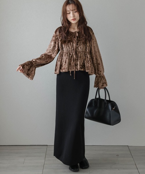 AMELY(エミリー)の「ベロアシャーリングトップス(その他トップス・レディース・ブラウン/ベージュ/ネイビー・フリー)」の4枚目の写真