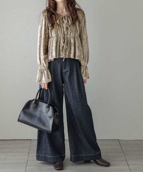 AMELY(エミリー)の「ベロアシャーリングトップス(その他トップス・レディース・ブラウン/ベージュ/ネイビー・フリー)」の8枚目の写真