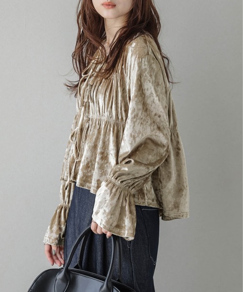 AMELY(エミリー)の「ベロアシャーリングトップス(その他トップス・レディース・ブラウン/ベージュ/ネイビー・フリー)」の10枚目の写真