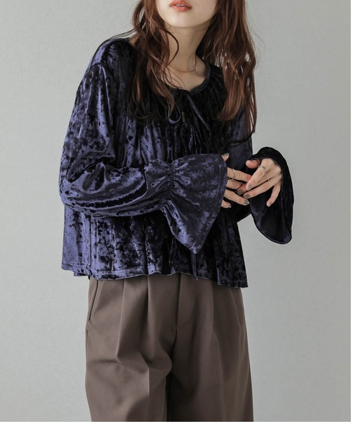 AMELY(エミリー)の「ベロアシャーリングトップス(その他トップス・レディース・ブラウン/ベージュ/ネイビー・フリー)」の16枚目の写真
