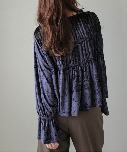 AMELY(エミリー)の「ベロアシャーリングトップス(その他トップス・レディース・ブラウン/ベージュ/ネイビー・フリー)」の17枚目の写真