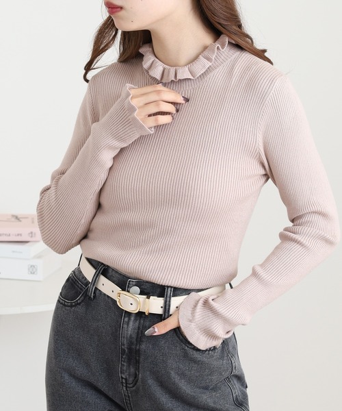 Ree&Mee(リーアンドミー)の「Ree&Mee 洗濯機で洗える ふんわり やさしい着心地 ミルキーニット バルーン袖 フリル ネック リブ ニット(ニット/セーター・レディース・イエロー/レッド/ブラック/オフホワイト/ベージュ・M/L)」の3枚目の写真