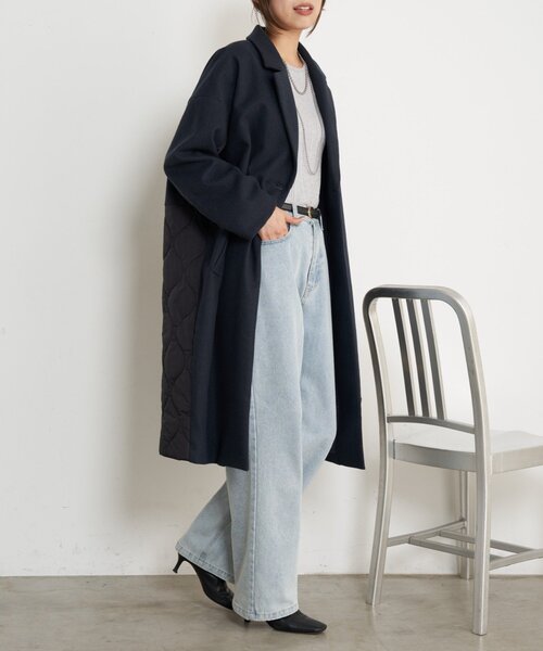 Jena espace merveilleux(ジェナ エスパスメルヴェイユ)の「【体系カバー/スタイルアップ】キルティング切替ロングコート(その他アウター・レディース・ベージュ/ネイビー・FREE)」の2枚目の写真