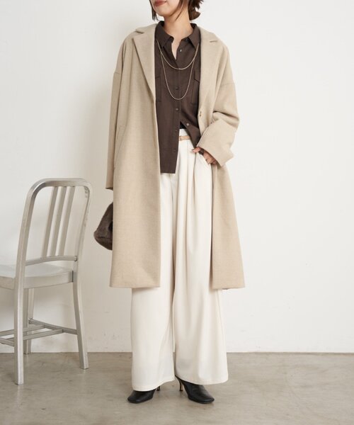 Jena espace merveilleux(ジェナ エスパスメルヴェイユ)の「【体系カバー/スタイルアップ】キルティング切替ロングコート(その他アウター・レディース・ベージュ/ネイビー・FREE)」の3枚目の写真