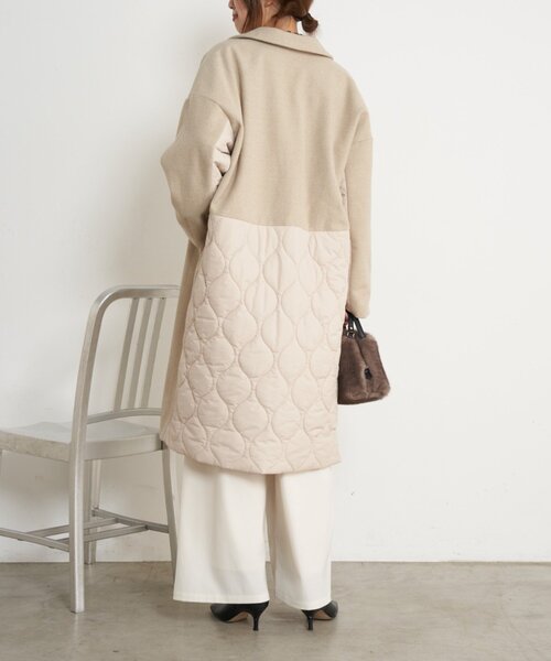 Jena espace merveilleux(ジェナ エスパスメルヴェイユ)の「【体系カバー/スタイルアップ】キルティング切替ロングコート(その他アウター・レディース・ベージュ/ネイビー・FREE)」の5枚目の写真