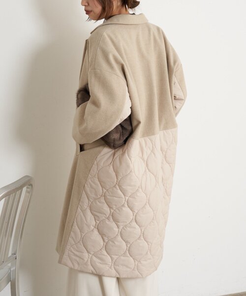 Jena espace merveilleux(ジェナ エスパスメルヴェイユ)の「【体系カバー/スタイルアップ】キルティング切替ロングコート(その他アウター・レディース・ベージュ/ネイビー・FREE)」の10枚目の写真