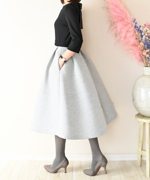 Neige(ネージュ)の「バックリボンワンピース(ワンピース・レディース・グレー/ブラック/ピンク・ONESIZE/ONE SIZE)」の6枚目の写真
