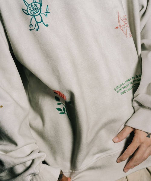 Subciety（サブサエティ）の「Memorial sweat（スウェット・メンズ・オフホワイト/ブラック・LARGE/X-LARGE/MEDIUM/SMALL）」の16枚目の写真