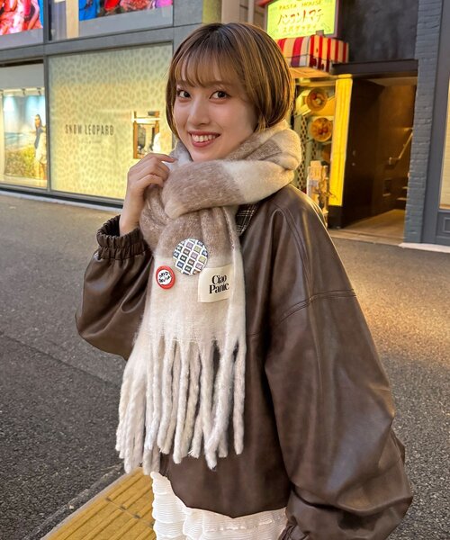 CIAOPANIC(チャオパニック)の「ボーダーアソートフリンジボリュームマフラー(マフラー・レディース・その他/ブラック/ローズ/ライム/ピンク/ブラウン/ホワイト/バイオレット/イエロー/パープル/レモンイエロー/ブルー/グリーン/モカ/マスタード/ミント/オレンジ/サーモンピンク・FREE)」の5枚目の写真