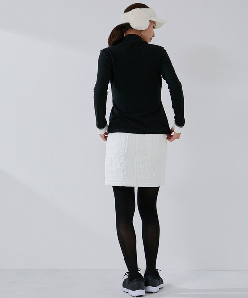 JUN&ROPE'(ジュンアンドロペ)の「フロントロゴ長袖モックプルオーバー/保温・吸湿発熱(Tシャツ/カットソー・レディース・ブラック/ホワイト・S/M/L)」の6枚目の写真