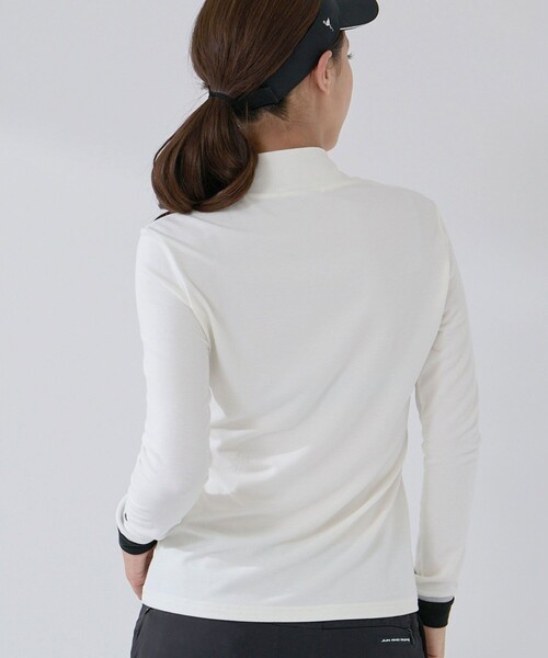 JUN&ROPE'(ジュンアンドロペ)の「フロントロゴ長袖モックプルオーバー/保温・吸湿発熱(Tシャツ/カットソー・レディース・ブラック/ホワイト・S/M/L)」の9枚目の写真