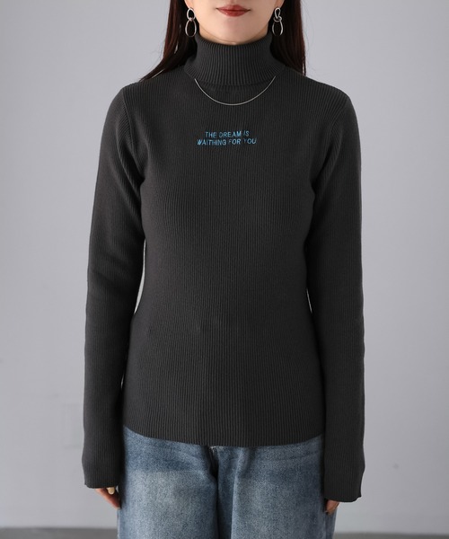 Riberry（リベリー）の「胸刺繍ロゴリブタートルニット（ニット/セーター・レディース・ブラック/チャコールグレー/ネイビー/レッド/グリーン/イエロー・FREE）」の12枚目の写真