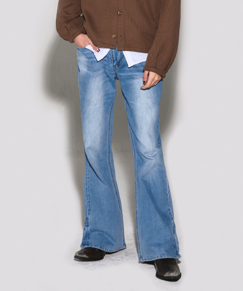WESLEYHYUSTON（ウェズリーユーストン）の「Sleek zipper detail boots cut denim pants mid blue（デニムパンツ・メンズ・その他・SMALL/MEDIUM/LARGE）」の3枚目の写真