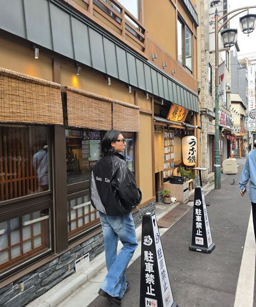 WESLEYHYUSTON（ウェズリーユーストン）の「Sleek zipper detail boots cut denim pants mid blue（デニムパンツ・メンズ・その他・SMALL/MEDIUM/LARGE）」の6枚目の写真