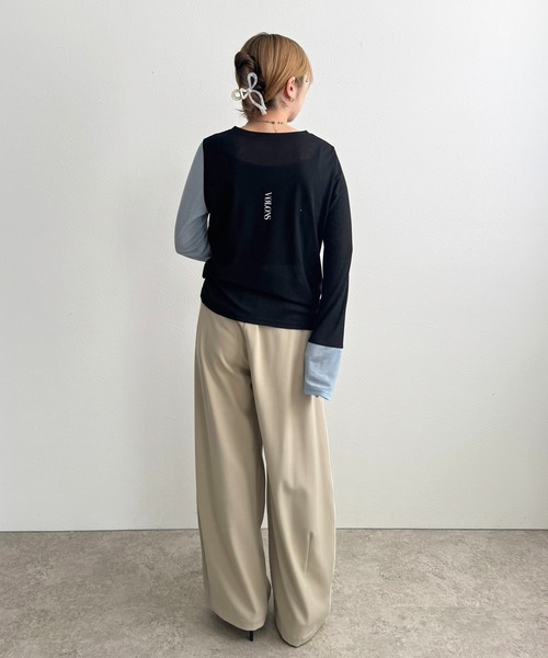 LHELBIE（レルビエ）の「バックロゴバイカラーカットトップス（Tシャツ/カットソー・レディース・ブラック/アイボリー/レッド・M）」の5枚目の写真