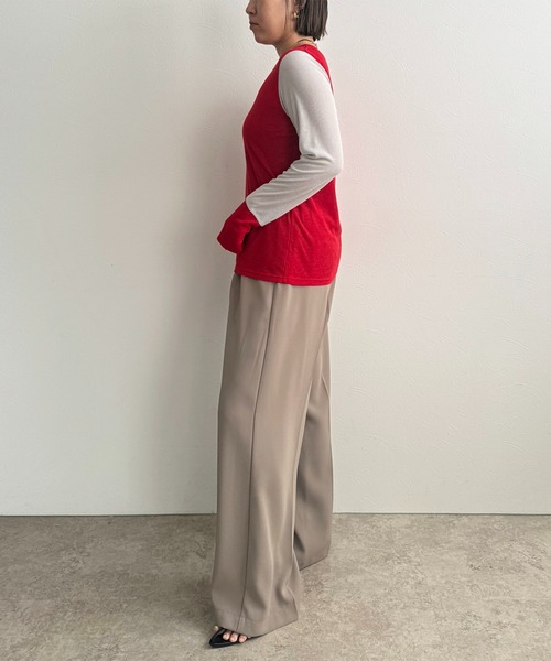 LHELBIE（レルビエ）の「バックロゴバイカラーカットトップス（Tシャツ/カットソー・レディース・ブラック/アイボリー/レッド・M）」の11枚目の写真