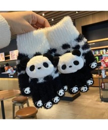 On One's Own（オンワンズオン）の「タッチパネルスマホ対応 パンダ手袋 レディース防寒 暖かい（手袋）」