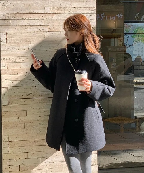 FAVORITO(ファヴォリート)の「スタンドカラーシングルブレストメルトンジャケット(ステンカラーコート・レディース・ネイビー/ブラック・F)」の16枚目の写真