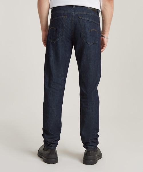 G-STAR(ジースター)の「3301 SLIM JEANS/ヴィンテージライクベーシックスリムテーパードジーンズ(デニムパンツ・メンズ・インディゴブルー・34/32/29/32/30/32/31/32/32/32/33/32)」の2枚目の写真