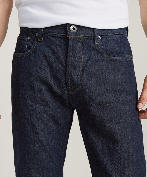 G-STAR(ジースター)の「3301 SLIM JEANS/ヴィンテージライクベーシックスリムテーパードジーンズ(デニムパンツ・メンズ・インディゴブルー・34/32/29/32/30/32/31/32/32/32/33/32)」の4枚目の写真