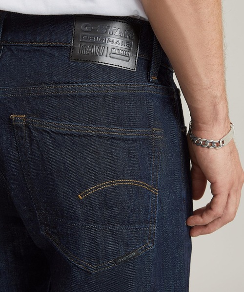 G-STAR(ジースター)の「3301 SLIM JEANS/ヴィンテージライクベーシックスリムテーパードジーンズ(デニムパンツ・メンズ・インディゴブルー・34/32/29/32/30/32/31/32/32/32/33/32)」の5枚目の写真