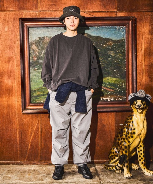 niko and...(ニコアンド)の「トレーニングオーバーパンツ(その他パンツ・メンズ・ブラック/ライトグレー/ベージュ・LARGE/MEDIUM)」の15枚目の写真