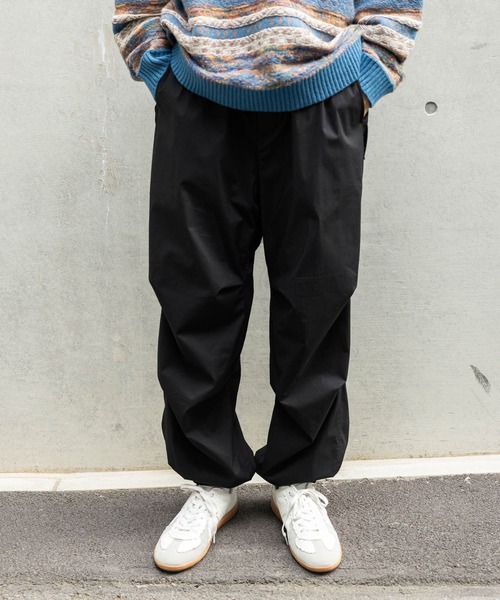 niko and...(ニコアンド)の「トレーニングオーバーパンツ(その他パンツ・メンズ・ブラック/ライトグレー/ベージュ・LARGE/MEDIUM)」の12枚目の写真