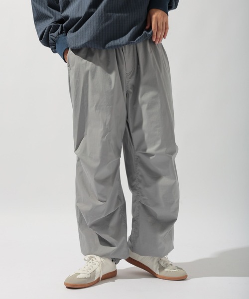 niko and...(ニコアンド)の「トレーニングオーバーパンツ(その他パンツ・メンズ・ブラック/ライトグレー/ベージュ・LARGE/MEDIUM)」の19枚目の写真