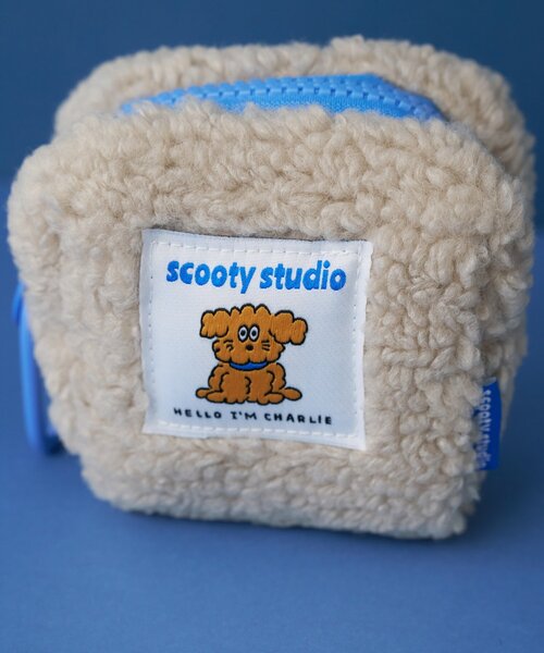 BIRTHDAY BAR（バースデイバー）の「【scootystudio】スクエアポーチ（ポーチ・レディース・ブルー/オレンジ・0）」の10枚目の写真