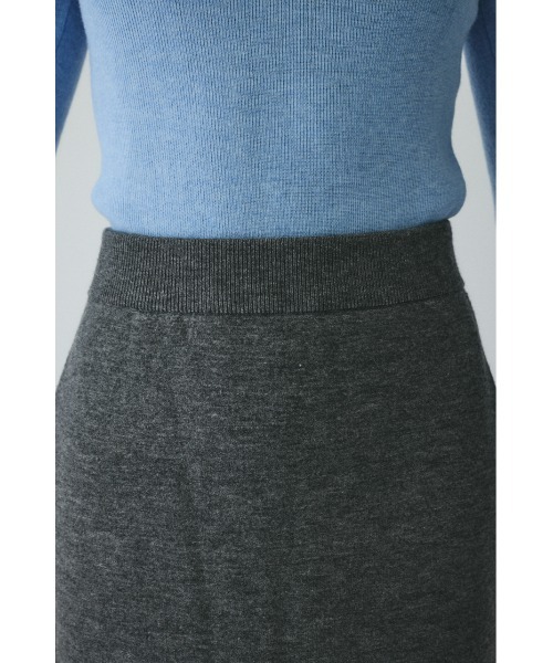 HeRIN.CYE(ヘリンドットサイ)の「Knit skirt ニットスカート(スカート・レディース・レッド/グレー・FREE)」の8枚目の写真