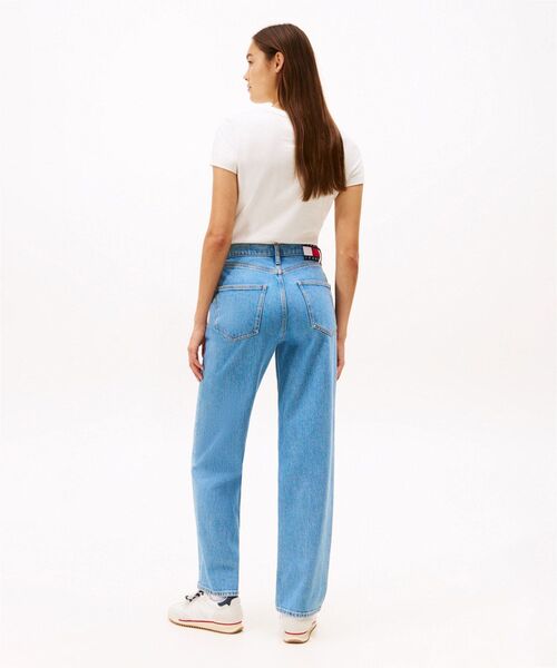 ハイライズスリムストレートエンブロイダリージーンズ（デニムパンツ