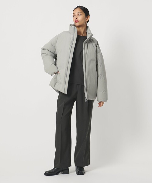 UNITED ARROWS & SONS by DAISUKE OBANA(ユナイテッドアローズアンドサンズバイダイスケオバナ)の「<D.O UNITED ARROWS BY DAISUKE OBANA for WOMEN>TFT DOWN JACKET/ダウンジャケット(ダウンジャケット/コート・レディース・ダークグリーン/ライトグレー/オリーブ・S/M)」の4枚目の写真