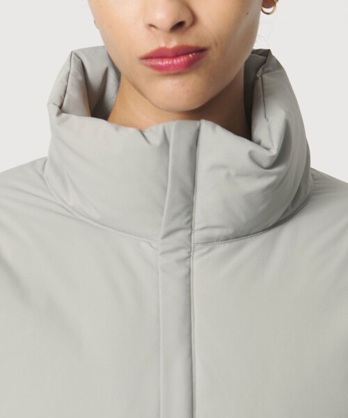 UNITED ARROWS & SONS by DAISUKE OBANA(ユナイテッドアローズアンドサンズバイダイスケオバナ)の「<D.O UNITED ARROWS BY DAISUKE OBANA for WOMEN>TFT DOWN JACKET/ダウンジャケット(ダウンジャケット/コート・レディース・ダークグリーン/ライトグレー/オリーブ・S/M)」の15枚目の写真