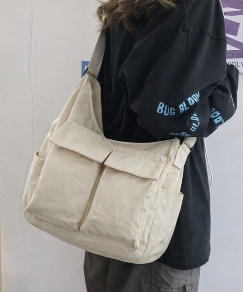 CALIFORNIA OUTFITTERS(カリフォルニア アウトフィッターズ)の「11D67-MZ マルチポケット キャンバス ショルダーバッグ(ショルダーバッグ・メンズ・オリーブ/ブラック/ホワイト・ONESIZE)」の2枚目の写真