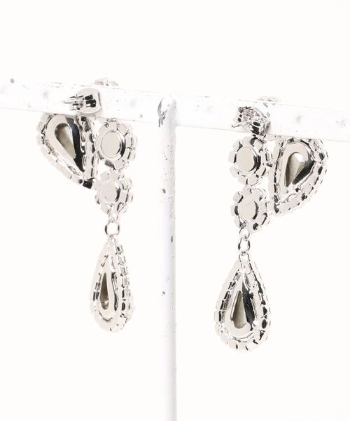 KU-CROISSANT（クークロワッサン）の「ドロップビジューピアス（ピアス（両耳用）・レディース・ブラック/ホワイト・ONE SIZE）」の6枚目の写真