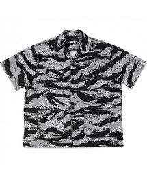 DIAFVINE（ディアフバイン）の「DV.LOT 685 Multi Pocket Shirt -Tiger Stripe Camo Grey-（シャツ/ブラウス）」