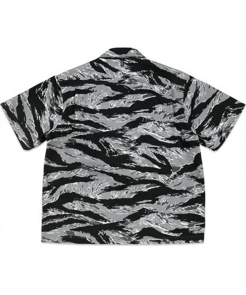 DIAFVINE(ディアフバイン)の「DV.LOT 685 Multi Pocket Shirt -Tiger Stripe Camo Grey-(シャツ/ブラウス・メンズ・その他・XX-LARGE/LARGE/X-LARGE)」の3枚目の写真