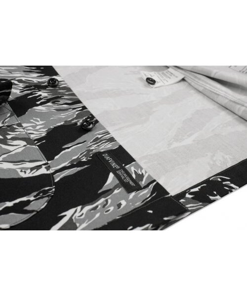 DIAFVINE(ディアフバイン)の「DV.LOT 685 Multi Pocket Shirt -Tiger Stripe Camo Grey-(シャツ/ブラウス・メンズ・その他・XX-LARGE/LARGE/X-LARGE)」の5枚目の写真