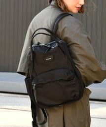 LAZY SUSAN | リュックフィラノハッスイナイロンＡ４０３２１６(バックパック/リュック)