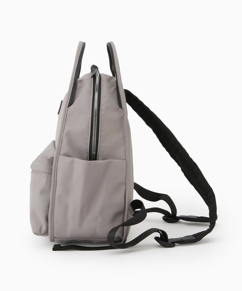 LAZY SUSAN（レイジースーザン）の「リュックフィラノハッスイナイロンＡ４０３２１６（バックパック/リュック・レディース・ブラック/グレー・FREE）」の6枚目の写真